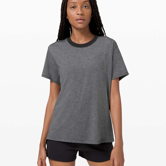 LULULEMON All Yours Boyfriend Tee Micro Stripe Black White Size 8 10 Cotton EUC - Picture 1 of 10